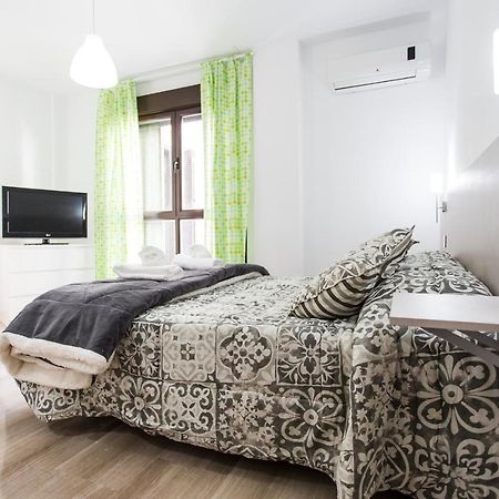 C&V Apartamentos - Horno De Marina Granada Bagian luar foto