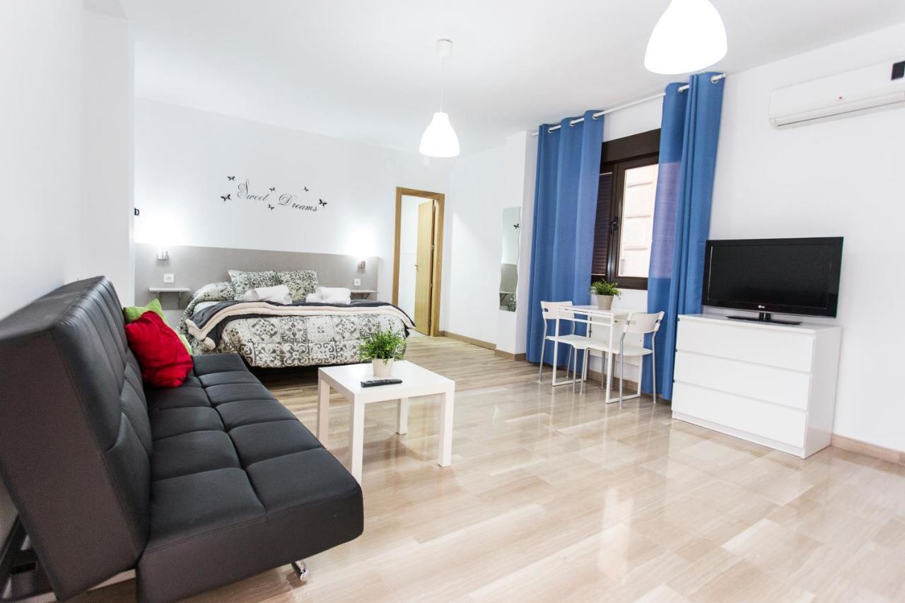 C&V Apartamentos - Horno De Marina Granada Bagian luar foto